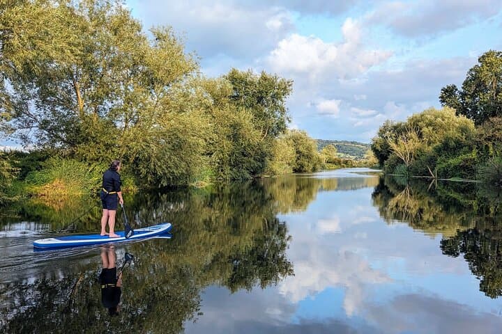 Private Beginner Paddleboarding Tour on the River Avon — Stratford-on-Avon SUP Experience