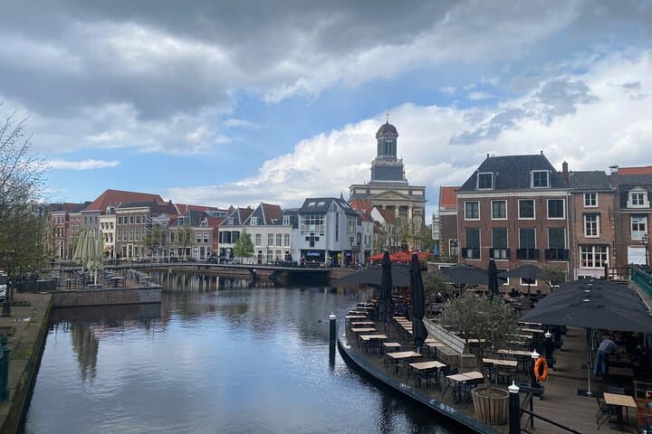 Leiden Escape the City Puzzle Walk — 3 km Interactive Explorer Game