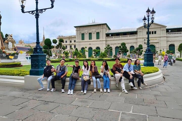 Private Grand Palace & Canal Tour: Temples, River Views, and Local Life photo 4