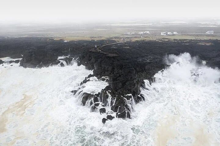 Exploring Iceland’s Land of Midnight Sun: A 5-Day Summer Adventure photo 5