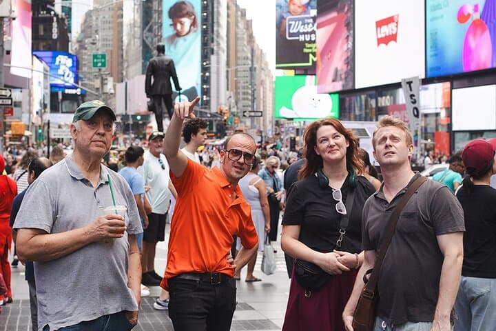 Midtown Manhattan Times Square & Skyscrapers Walking Tour Guide