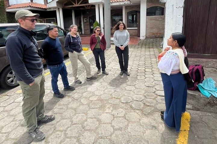 Day Trip to Otavalo Market and Cuicocha Lagoon from Quito photo 2