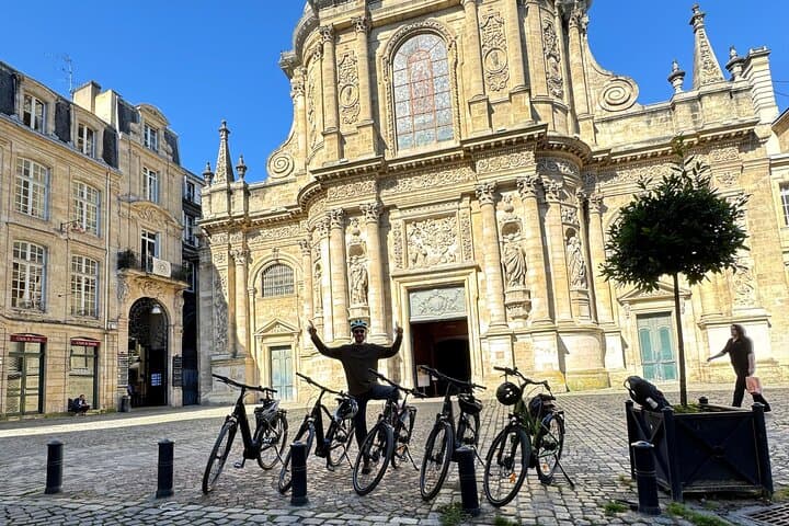 Glide Bordeaux: 3-Hour E-Bike Tour Through UNESCO Streets & Garonne Views photo 2