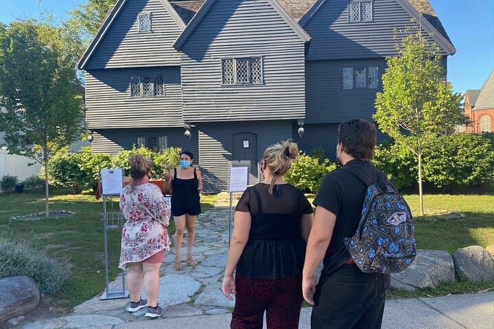 Salem Bewitched Tour: Walking Through Witch Trials History & Modern Pagan Culture photo 3