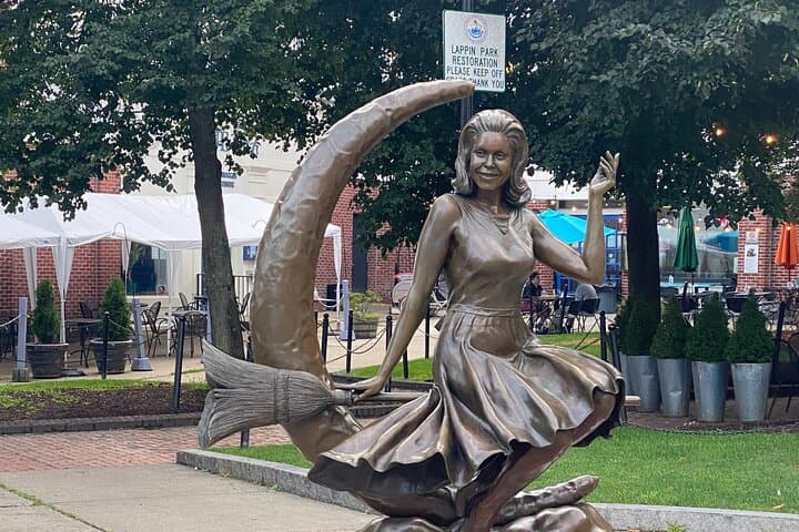 Salem Bewitched Tour: Walking Through Witch Trials History & Modern Pagan Culture photo 4