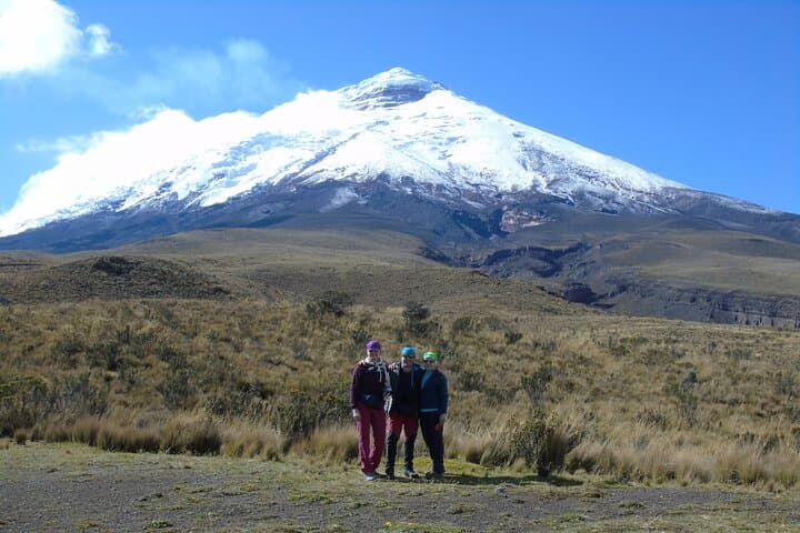 Cotopaxi Volcano Hike and Papallacta Hot Springs — Full-Day Tour from Quito photo 2