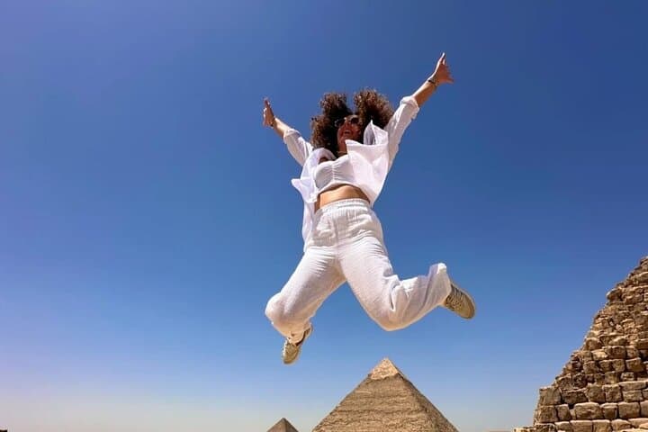 Full-Day Private Tour: Giza Pyramids, Egyptian Museum & Khan el-Khalili Bazaar photo 6