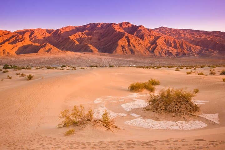 Death Valley Day Trip from Las Vegas: Zabriskie Point, Badwater & Artists Palette