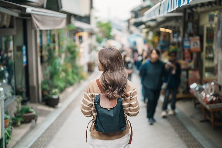 Enoshima Food, Shrines & Caves: Coastal Walking Tour from Fujisawa photo 4
