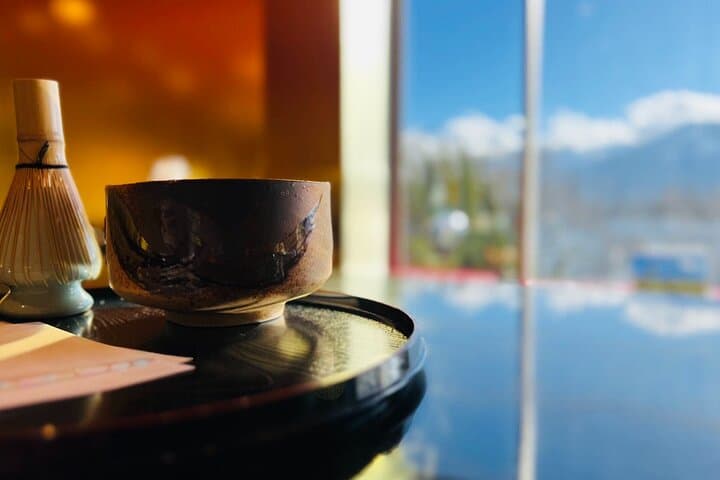 Mount Fuji Day Tour from Tokyo: Lake Kawaguchi, Matcha Workshop & Gotemba Outlets