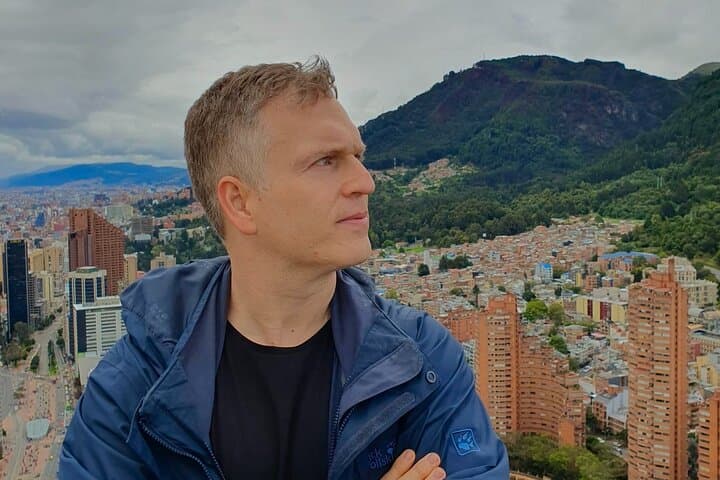 Bogotá Sky-High Picnic on the Highest Helipad with Panoramic Andes Views photo 3