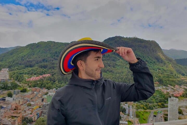 Bogotá Sky-High Picnic on the Highest Helipad with Panoramic Andes Views