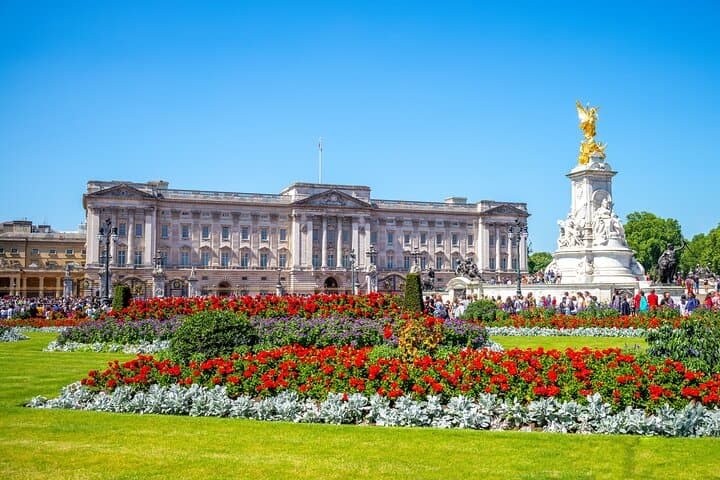 London Changing of the Guard: Private Walking Tour & Westminster Abbey Options photo 3