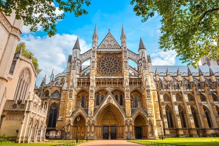 Top Churches of London: Private Walking Tour of Westminster, St Paul's & Historic Churches
