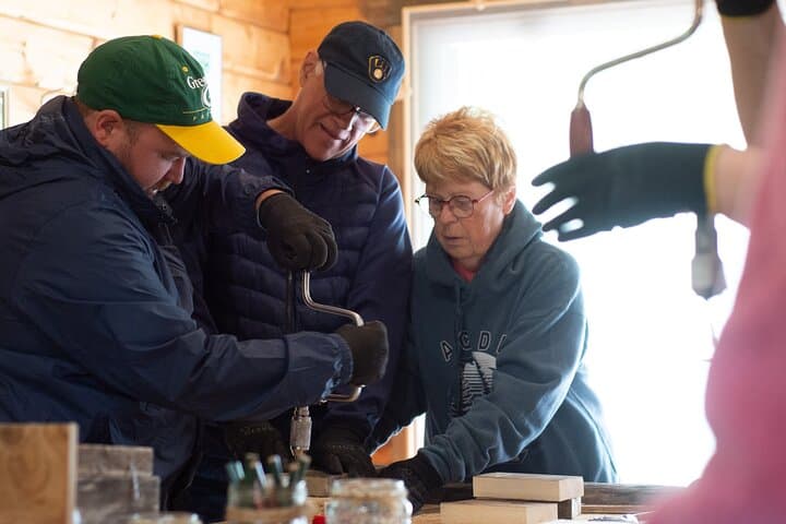 Birdhouse Workshop and Wilderness Lunch near Helsinki — Build, Hang & Dine in the Forest photo 4