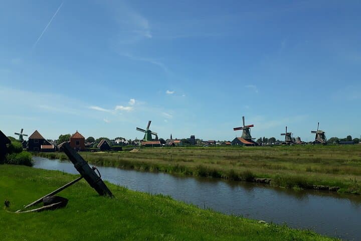 Half-Day Private Windmills Tour from Amsterdam to Zaanse Schans by Car photo 4