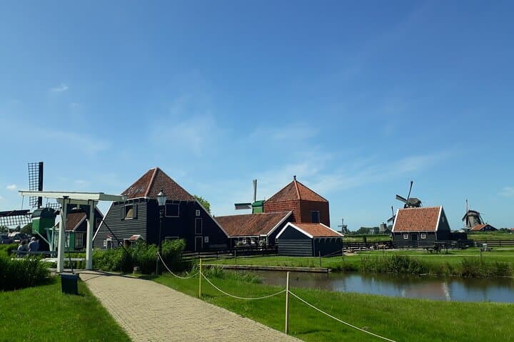 Half-Day Private Windmills Tour from Amsterdam to Zaanse Schans by Car photo 5