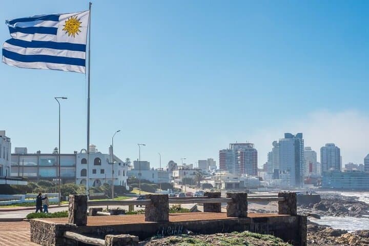 Private Cruise Tour of Punta del Este with TANGO TOUR: Lighthouse to Casapueblo photo 4