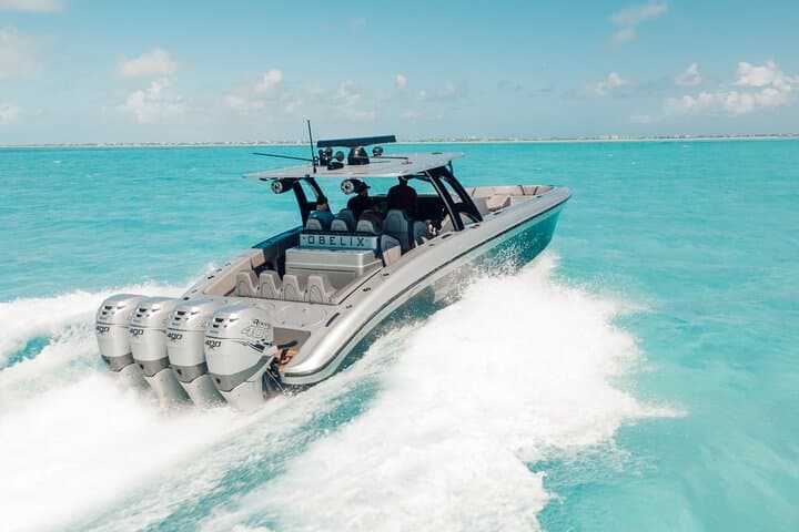 Midnight Sun Charter: 43ft Midnight Express — Providenciales Snorkel & Grace Bay Cruise photo 4