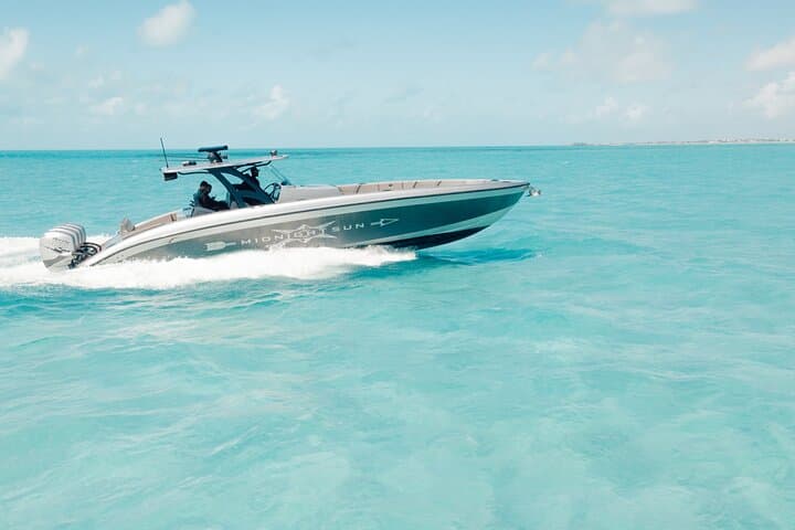 Midnight Sun Charter: 43ft Midnight Express — Providenciales Snorkel & Grace Bay Cruise photo 3