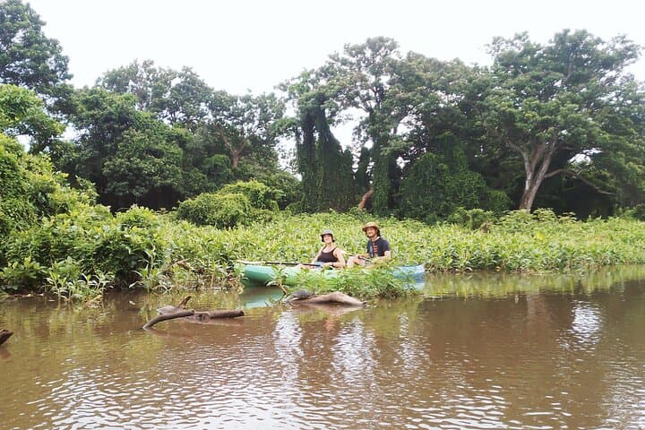 Private Kayak Tour Around Ometepe's Volcanoes: 2-Hour Guided Paddle photo 4