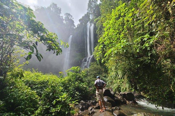 Lemukih Trek: Sekumpul & Fiji Waterfalls Waterslide Adventure in North Bali photo 2
