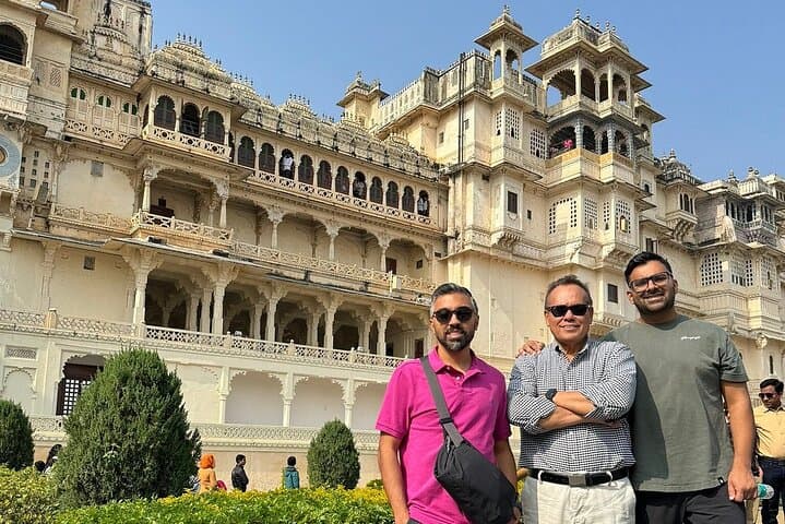 5-Day Rajasthan: Udaipur to Jodhpur with Ranakpur & Kumbhalgarh Cultural Tour photo 3