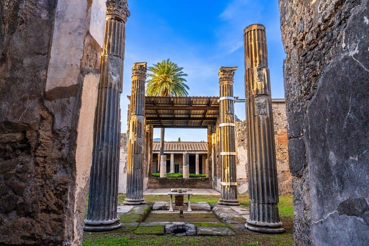 Pompeii and Sorrento Day Trip from Rome: Ruins, Coastline & Limoncello photo 4