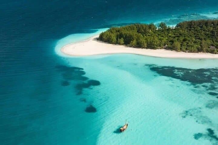 Mnemba Island Snorkeling Tour: Half-Day Coral Reef Adventure in Zanzibar photo 5