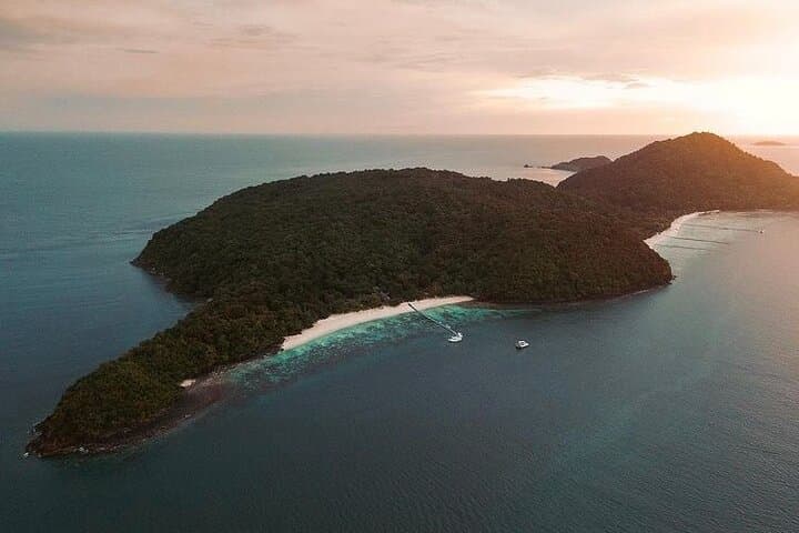 Banana Beach Premium Shared Tour — Coral Island Snorkeling from Phuket photo 5