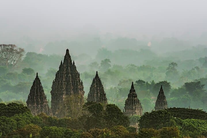 Borobudur and Prambanan: Full-Day Temple Tour from Yogyakarta photo 3