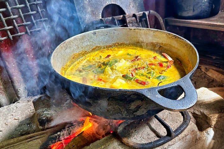 Canoe to a River-Island Family Near Puerto Viejo: Caribbean Wildlife & Authentic Lunch photo 3