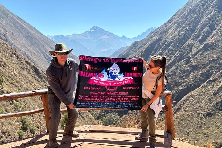 Chinchero Sacred Valley Premium 3-Day Hike to Machu Picchu photo 4