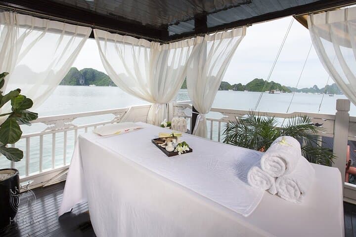 Halong Bay Overnight Cruise: 2-Day Ancora Experience to Titov & Sung Sot photo 6
