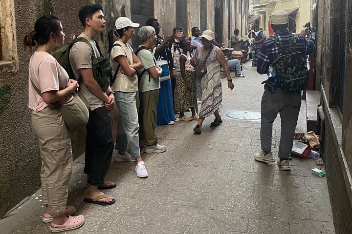Stone Town Walking Tour: Welcome Zanzibar Guided Old Town Experience photo 4
