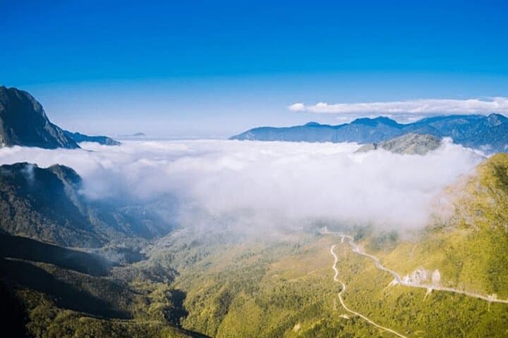 2-Day Sapa & Fansipan Peak: Cat Cat Village, Cable Car and Mountain Views from Hanoi photo 5