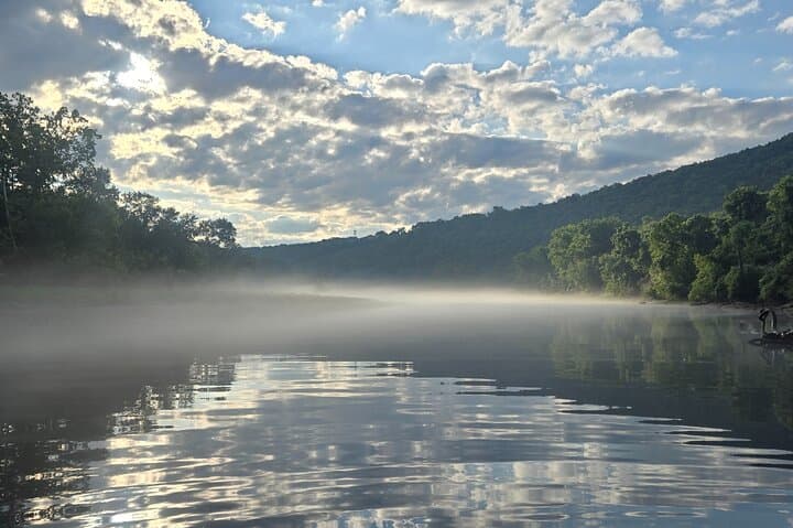 Branson Trout Fishing: 4-Hour Guided Trip on Lake Taneycomo with Captain B photo 4