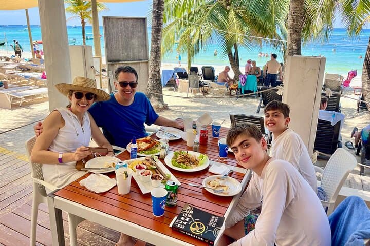 Roatán Eco-Park, Chocolate & Rum with West Bay Beach Day Pass photo 5