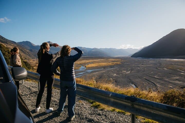 TranzAlpine to Arthur's Pass: Small-Group Southern Alps Discovery