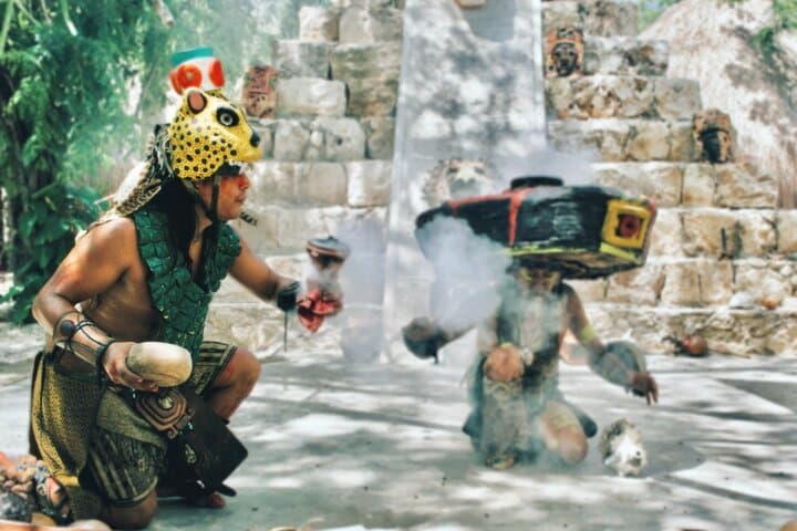 Cozumel Island Tour: Mayan Show, Tequila Tasting & Chulas Beach Break
