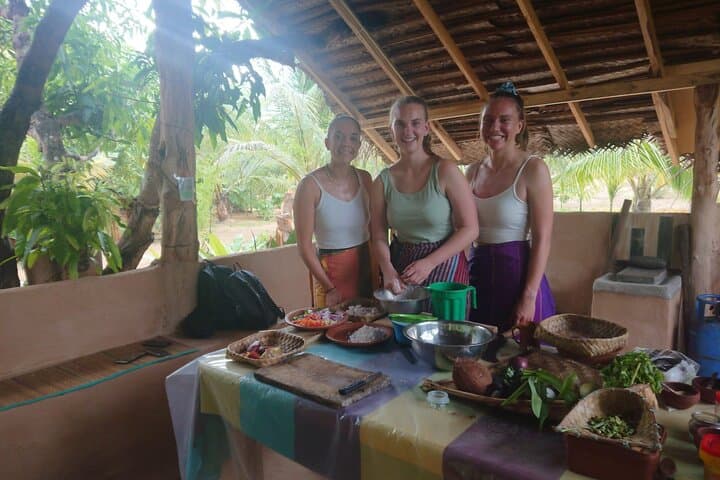 Hands-On Sri Lankan Village Cooking Class with Lunch near Sigiriya photo 1