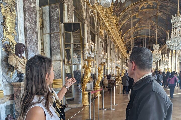 Private Versailles Palace & Gardens Tour from Paris with Transfers