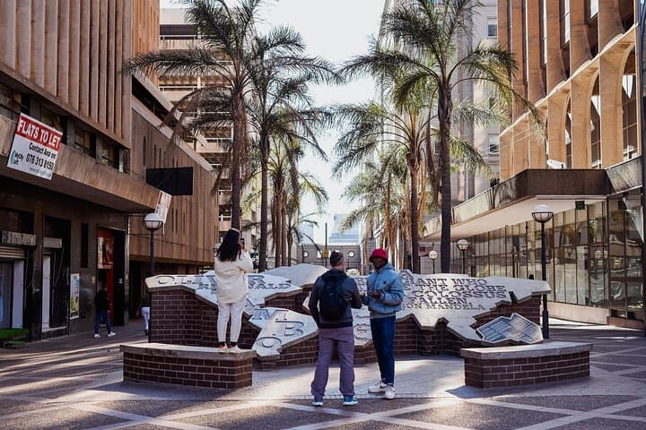 Explore Johannesburg City Centre: Guided Walking Tour of Jozi's History and Architecture
