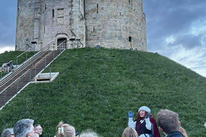 Bloody Tour of York's City Walls — Mad Alice Guided Walking Experience photo 2