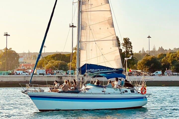 Sunset Sail on the Tagus: 2-Hour Alcântara Marina Cruise to Belém photo 2