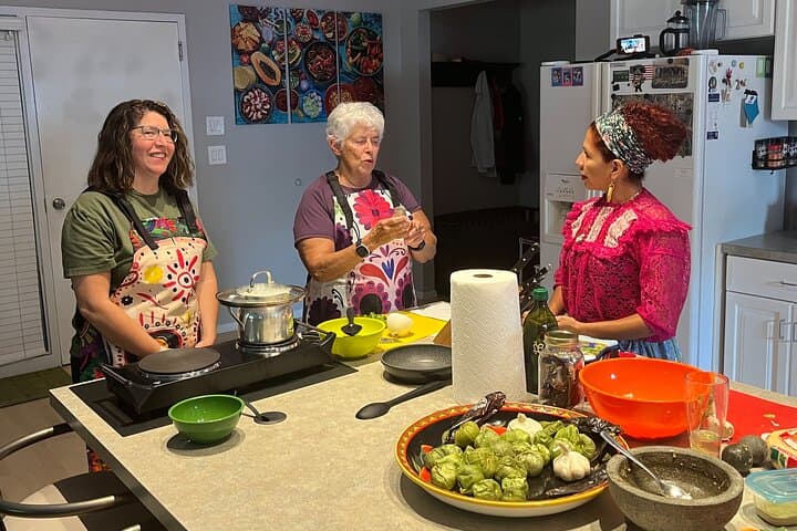 Hands-On Oaxacan Cooking Class in Oaxaca City — Learn Traditional Mole & Local Flavors