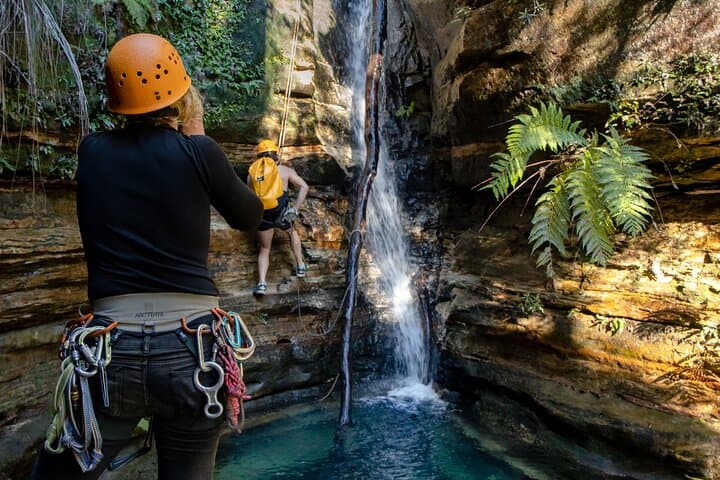 Juggler Canyon Abseiling Adventure — Blue Mountains Canyoning Day Trip photo 2