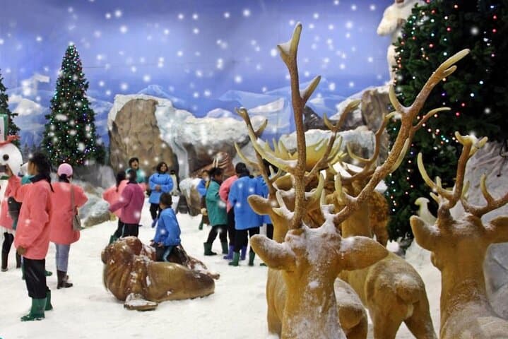 Dream World Bangkok: Full-Day Theme Park Ticket with Private Transfer photo 4
