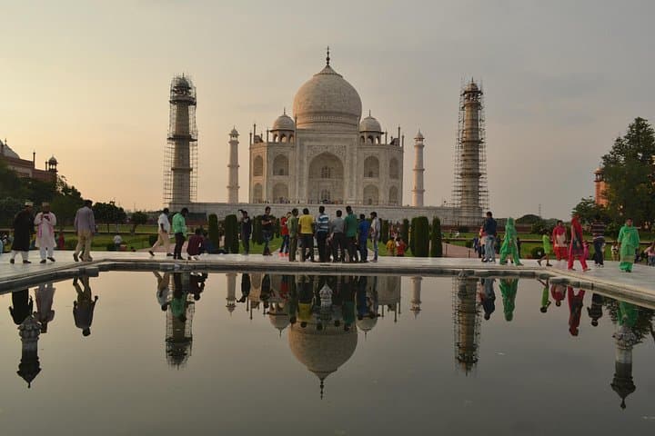 Private Taj Mahal Day Tour From Delhi: Sunrise Visit & Agra Fort photo 1