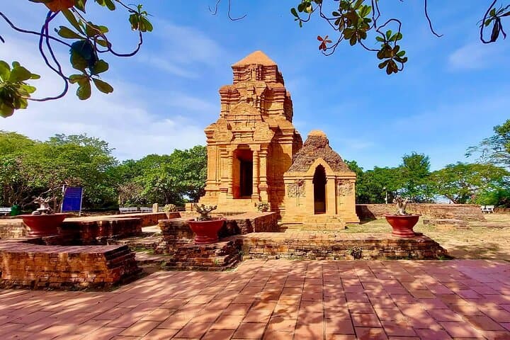 Ta Cu Mountain & Lying Buddha Half-Day Tour from Mui Ne photo 4
